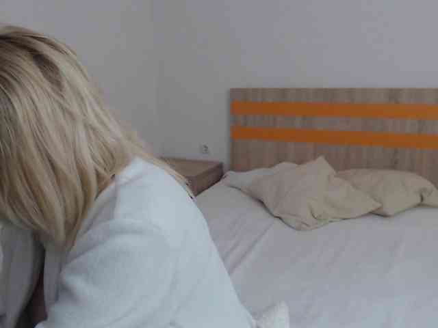 ElizabethRaegan webcam