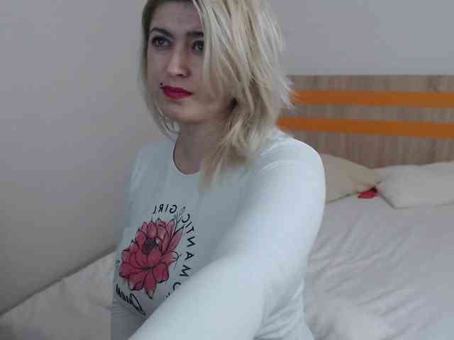 ElizabethRaegan webcam