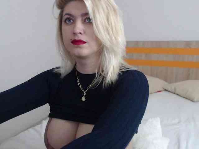 ElizabethRaegan webcam