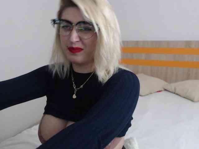 ElizabethRaegan webcam