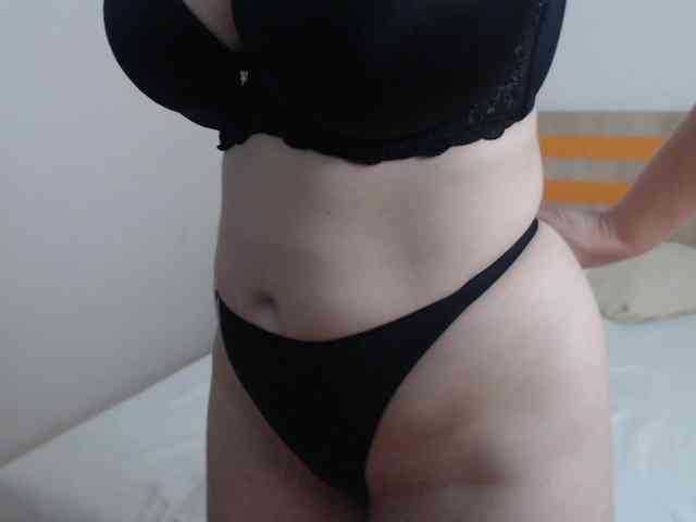 ElizabethRaegan webcam