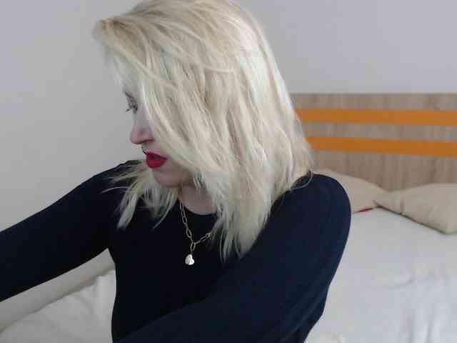 ElizabethRaegan webcam