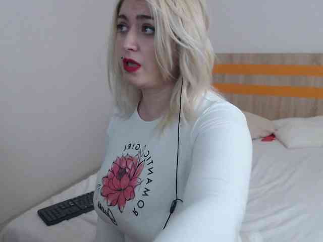 ElizabethRaegan webcam