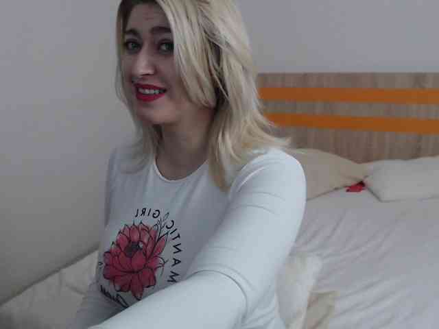 ElizabethRaegan webcam