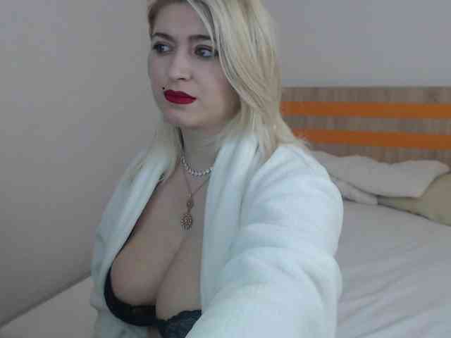 ElizabethRaegan webcam