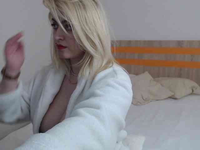 ElizabethRaegan webcam