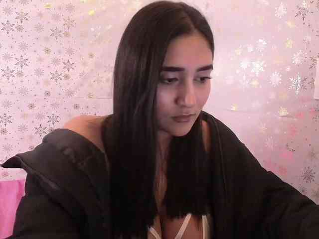 Caroline12 webcam
