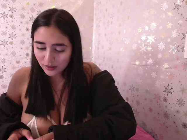 Caroline12