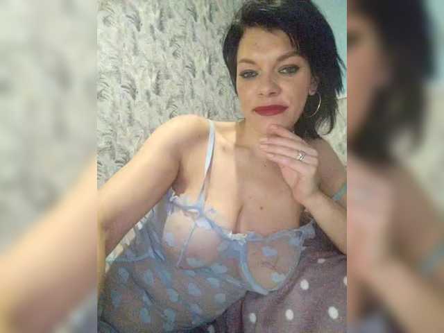 Lois-Lorrie from BongaCams is Freechat