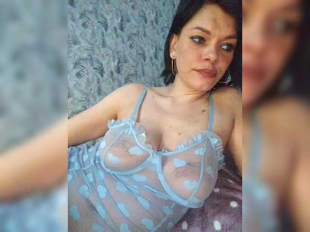 Lois-Lorrie from BongaCams is Freechat