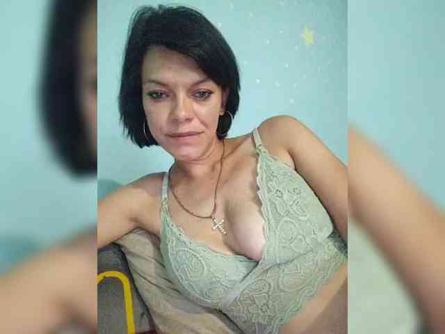 Lois-Lorrie webcam