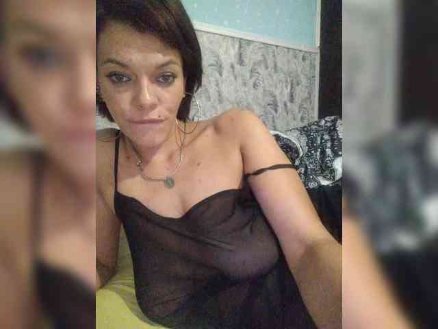 Lois-Lorrie webcam