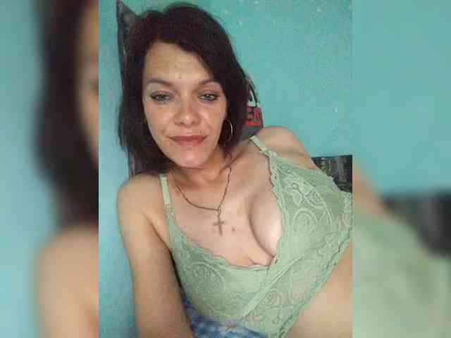Lois-Lorrie webcam