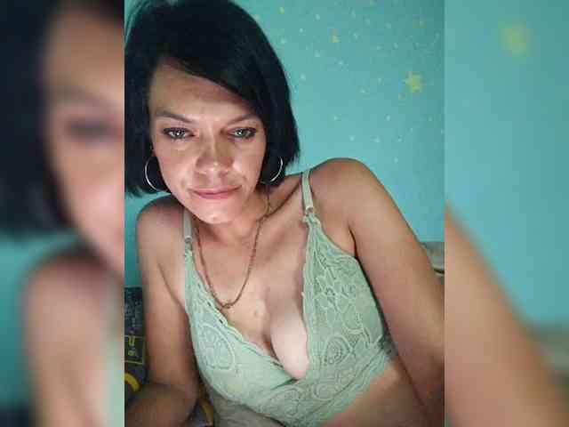 Lois-Lorrie webcam