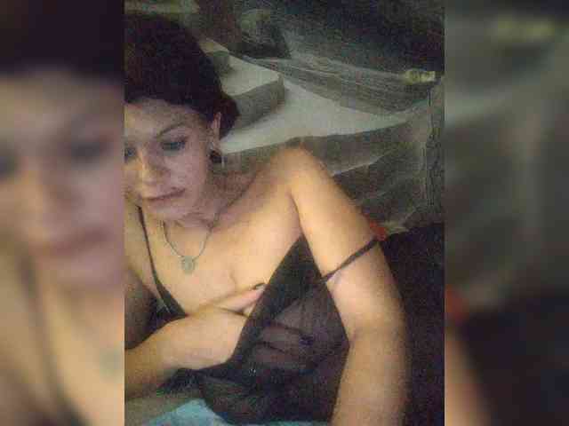 Lois-Lorrie webcam
