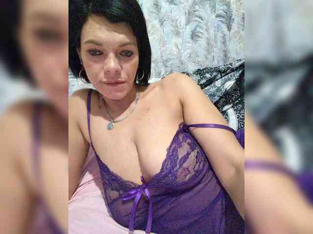 Lois-Lorrie webcam