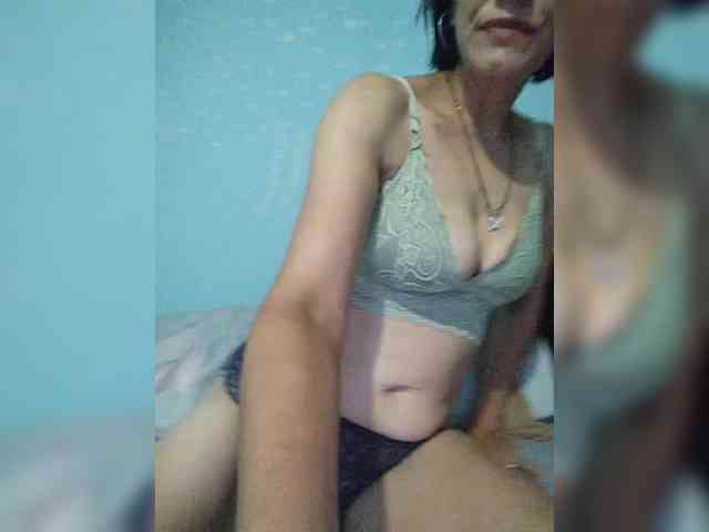 Lois-Lorrie webcam