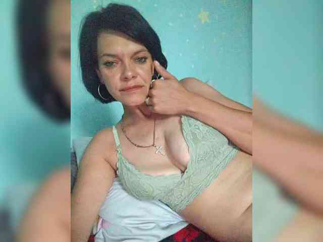 Lois-Lorrie webcam