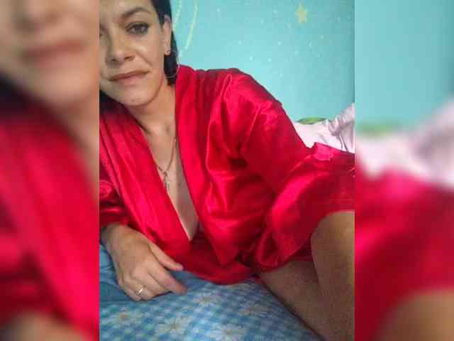 Lois-Lorrie webcam