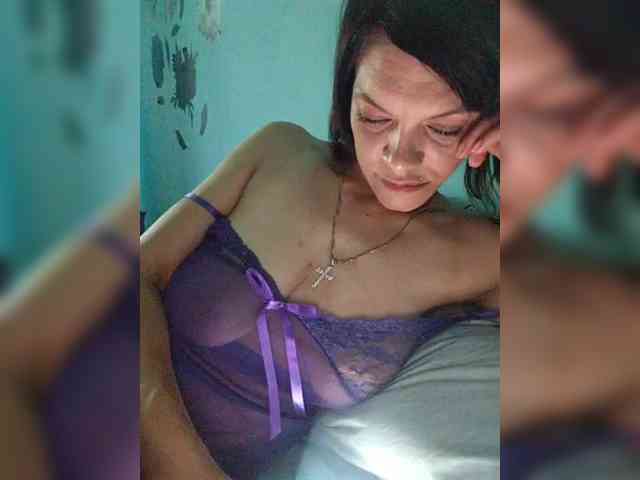 Lois-Lorrie webcam