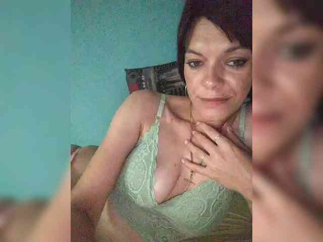 Lois-Lorrie webcam