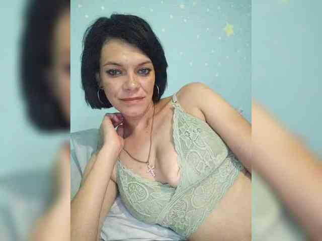 Lois-Lorrie webcam