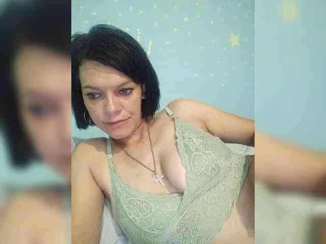 Lois-Lorrie webcam