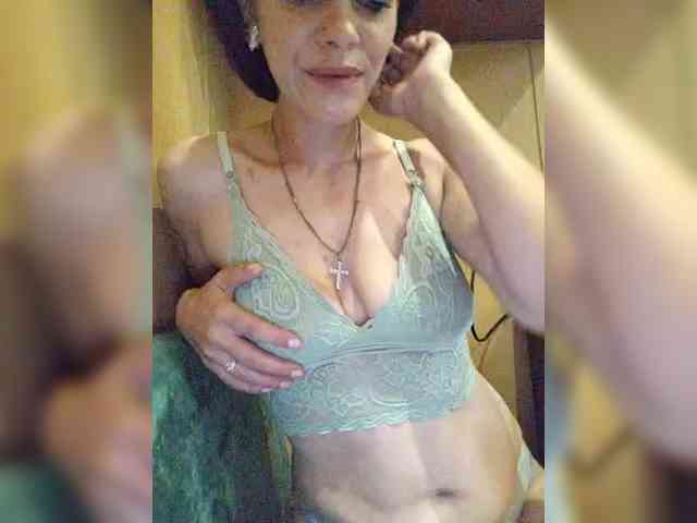 Lois-Lorrie webcam