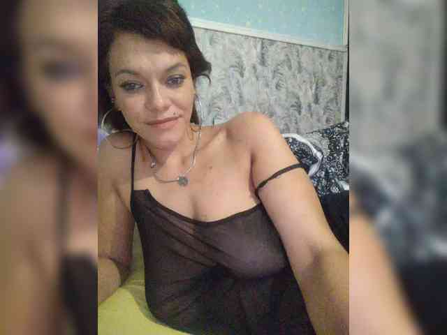 Lois-Lorrie webcam