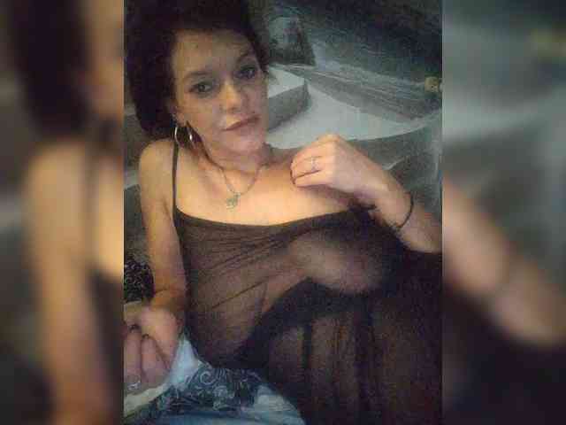 Lois-Lorrie webcam