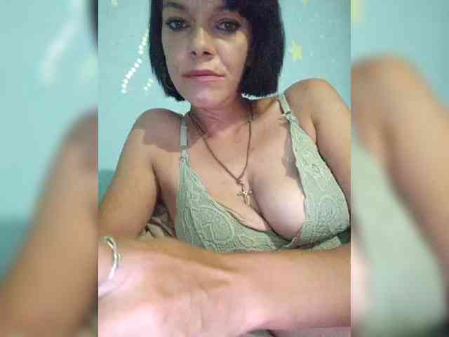 Lois-Lorrie webcam