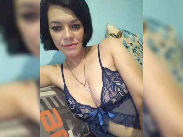 Lois-Lorrie webcam