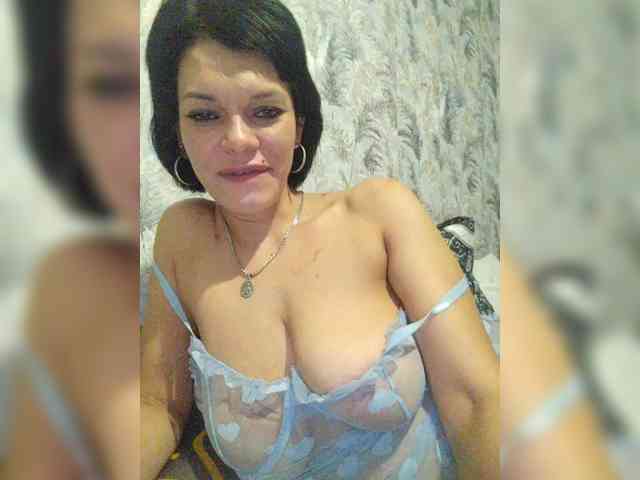 Lois-Lorrie webcam