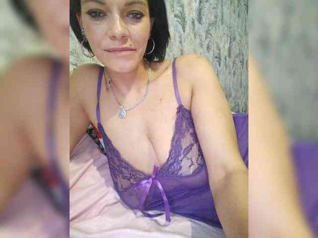 Lois-Lorrie webcam