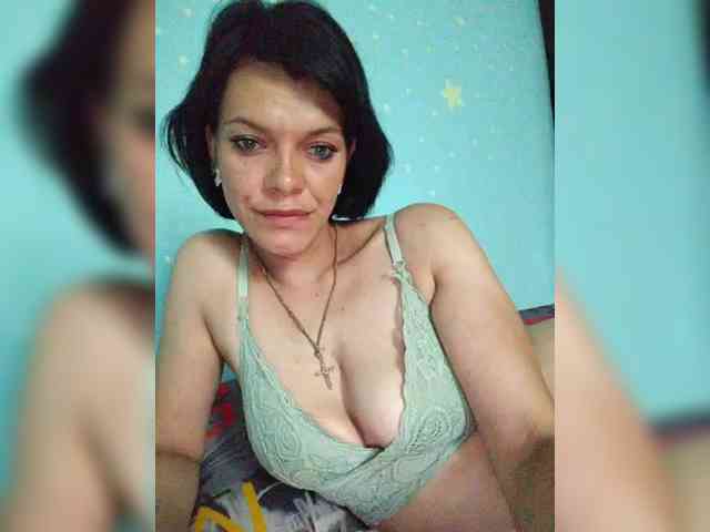 Lois-Lorrie webcam
