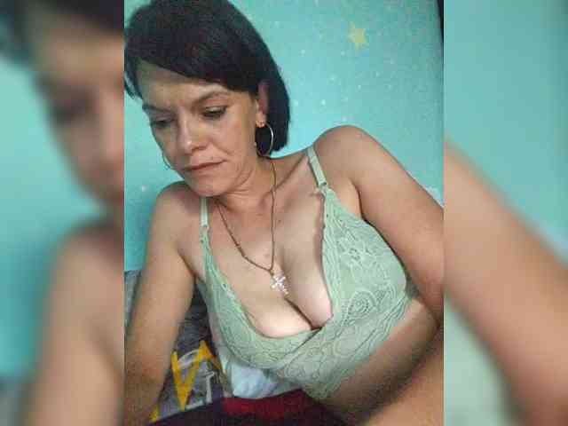 Lois-Lorrie webcam
