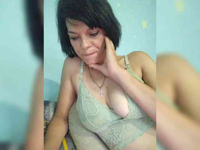 Lois-Lorrie webcam