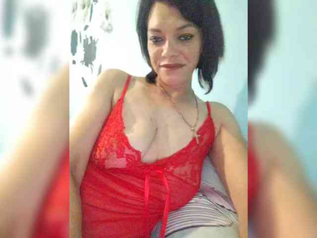 Lois-Lorrie webcam