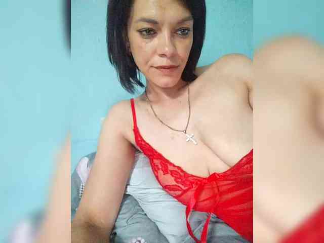 Lois-Lorrie webcam