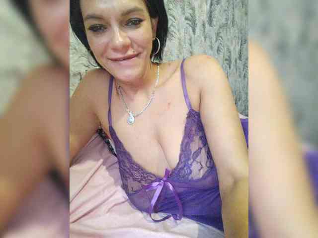 Lois-Lorrie webcam