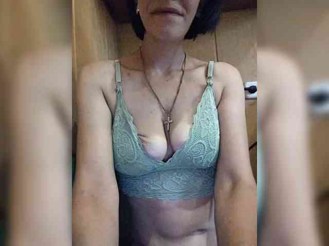Lois-Lorrie webcam