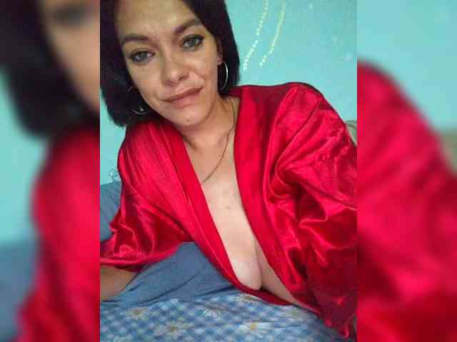 Lois-Lorrie webcam
