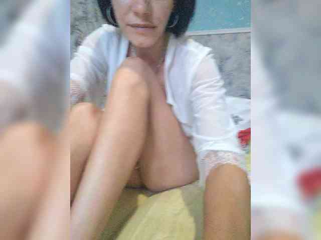 Lois-Lorrie webcam