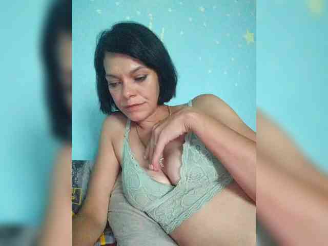 Lois-Lorrie webcam
