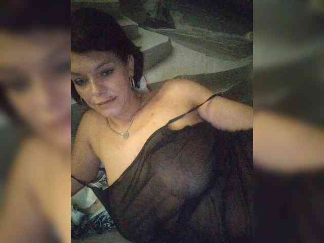 Lois-Lorrie webcam