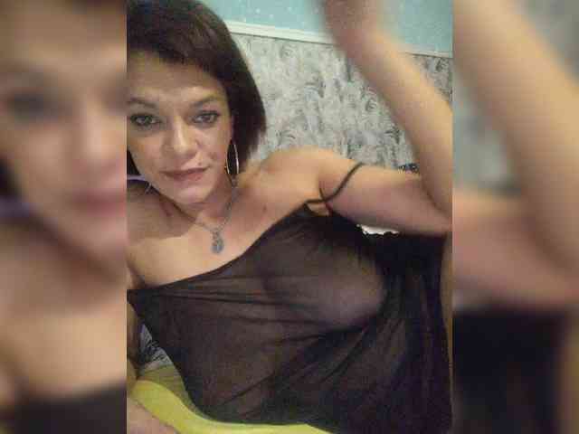 Lois-Lorrie webcam