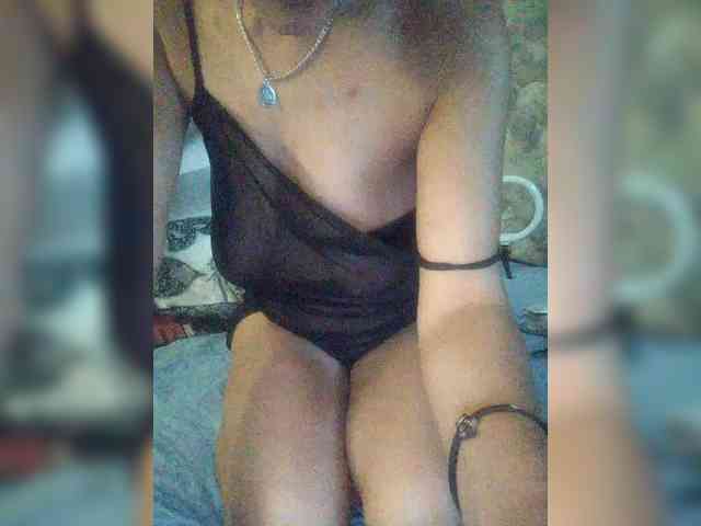 Lois-Lorrie webcam