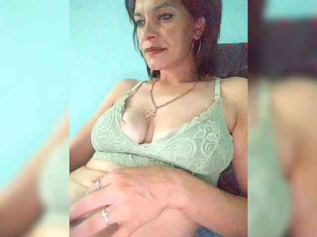 Lois-Lorrie webcam
