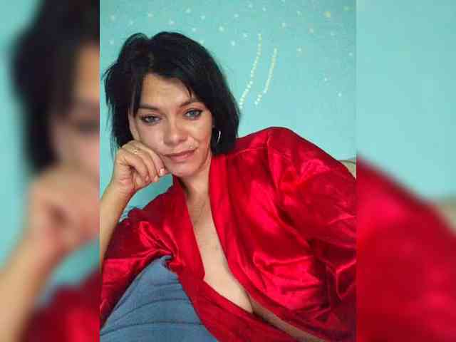 Lois-Lorrie webcam