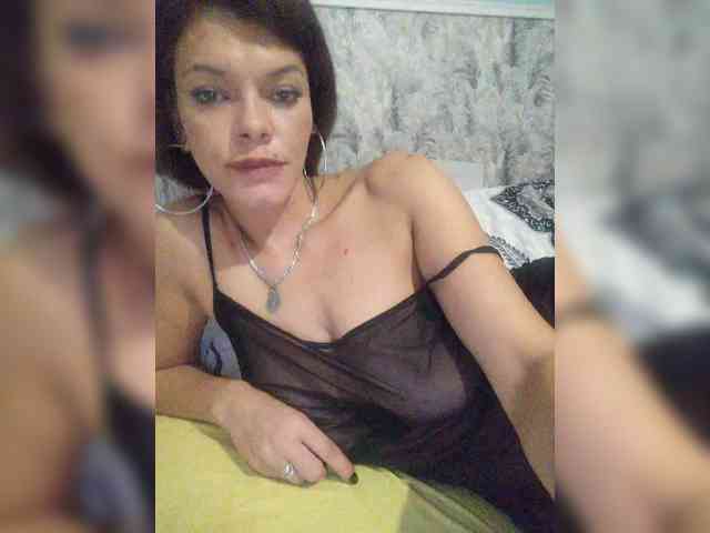 Lois-Lorrie webcam